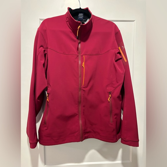 Arc'teryx Jackets & Blazers - Arcteryx women’s jacket